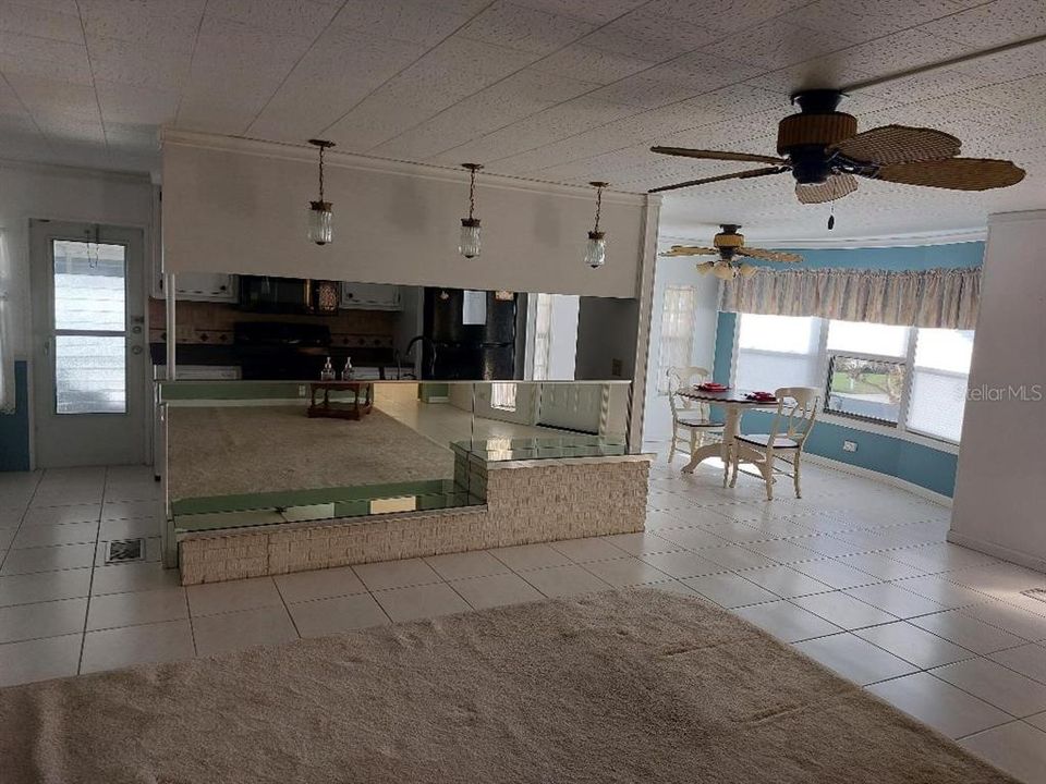 En Venta: $219,900 (2 camas, 2 baños, 1472 Pies cuadrados)