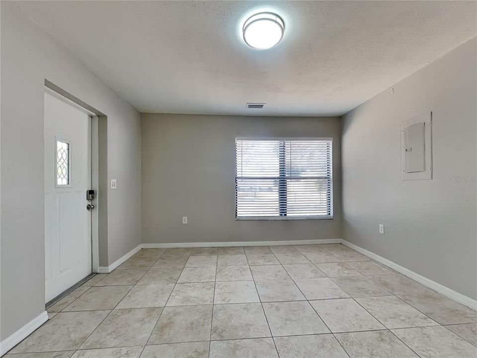 В аренду: $1,859 (3 спален, 2 ванн, 1364 Квадратных фут)