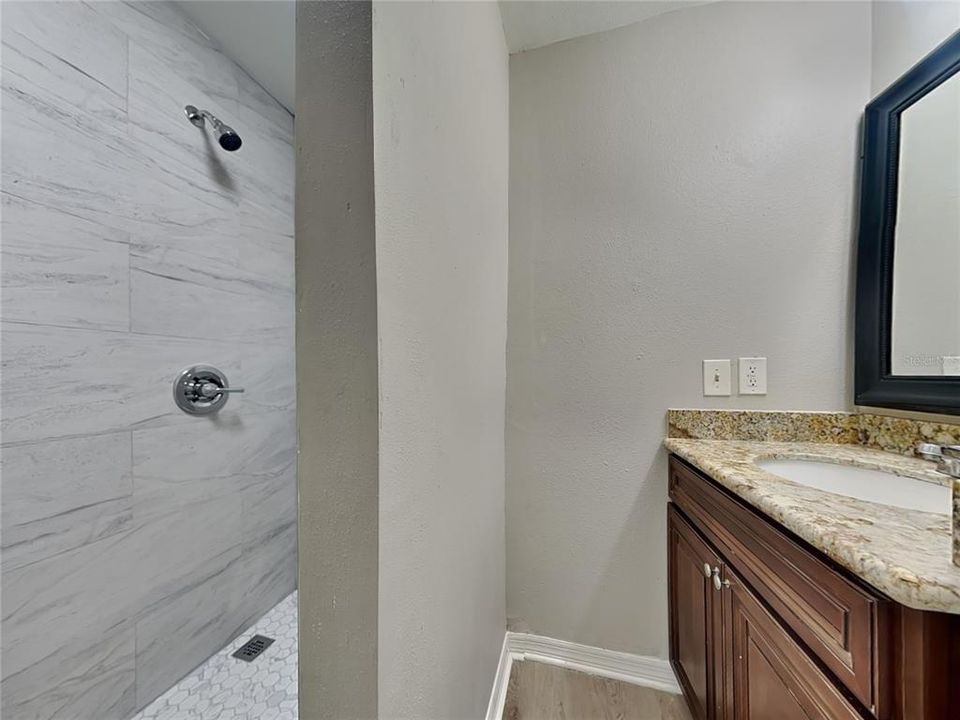 В аренду: $1,859 (3 спален, 2 ванн, 1364 Квадратных фут)