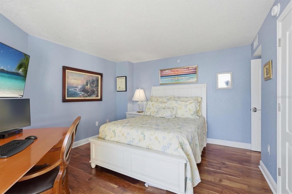 待售: $639,000 (2 贝兹, 2 浴室, 1500 平方英尺)