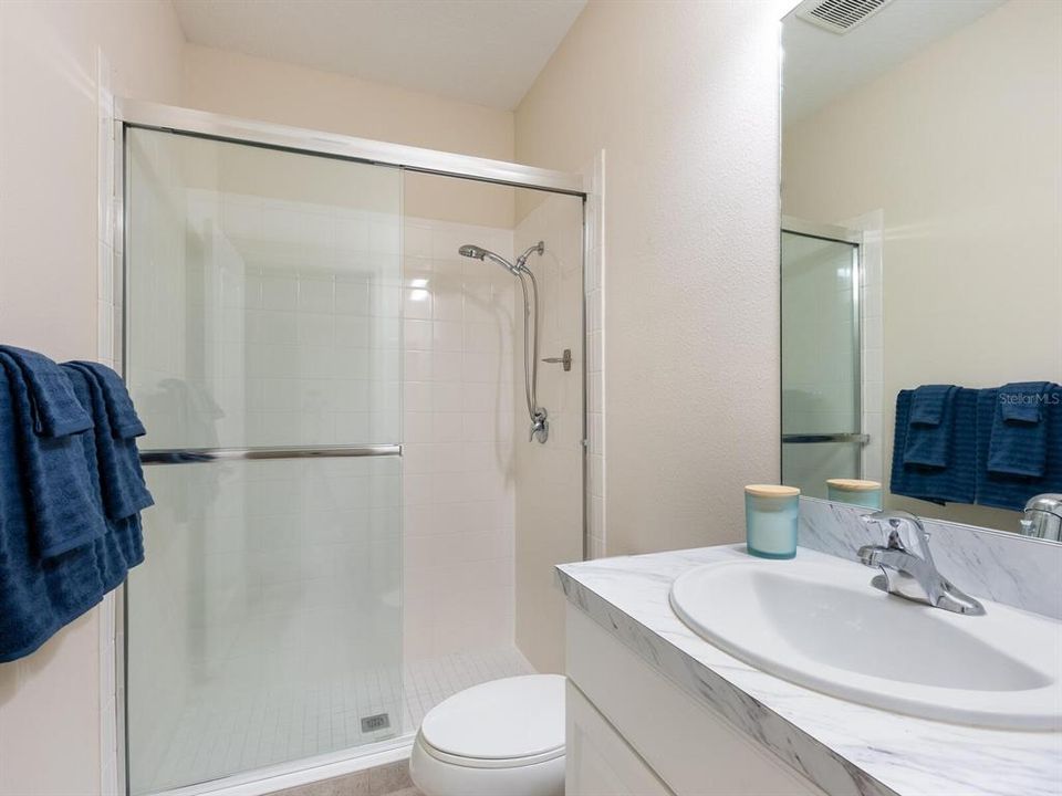 For Sale: $549,900 (3 beds, 3 baths, 2104 Square Feet)