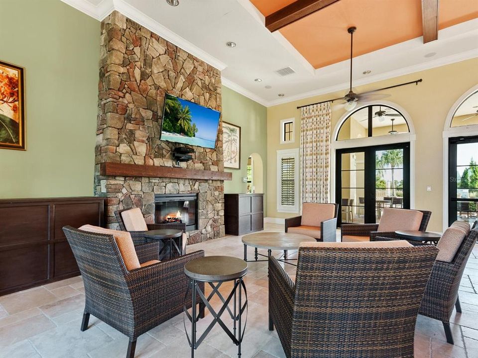 For Sale: $549,900 (3 beds, 3 baths, 2104 Square Feet)