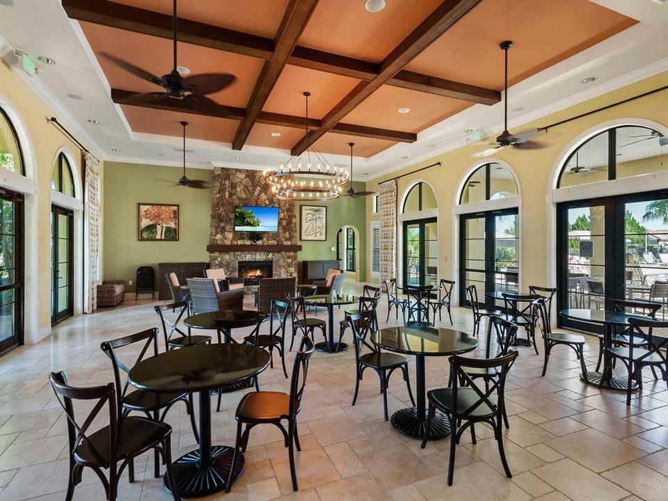 For Sale: $549,900 (3 beds, 3 baths, 2104 Square Feet)