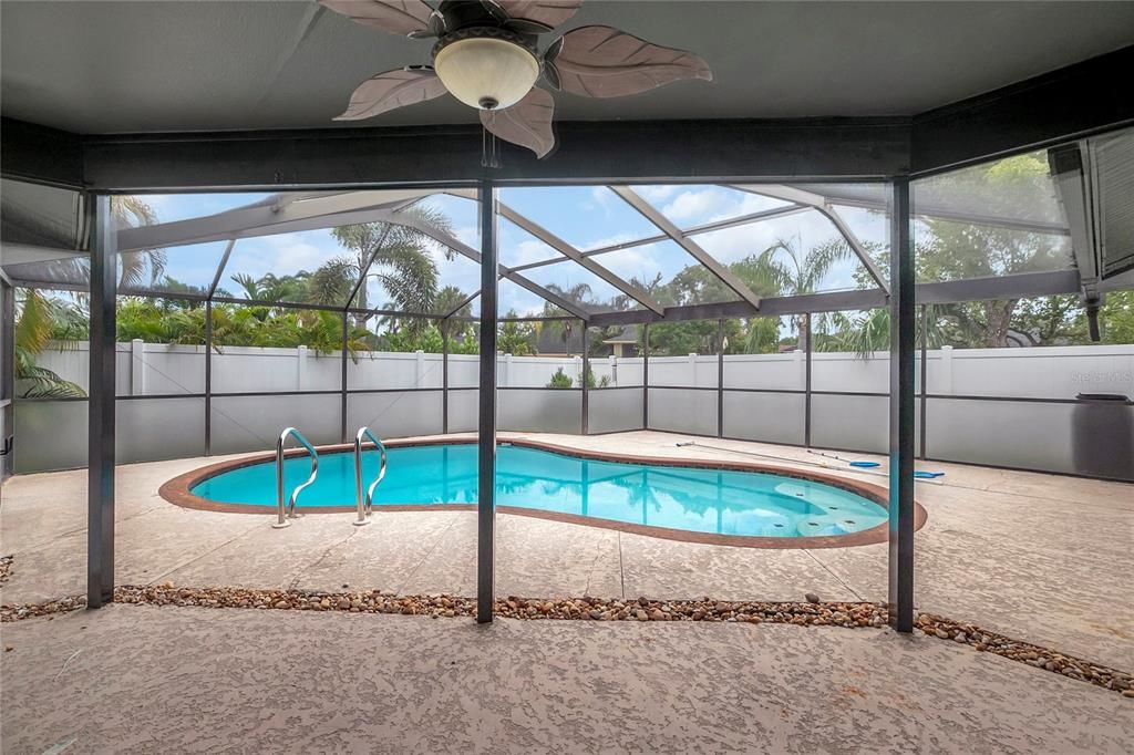 For Sale: $520,000 (3 beds, 2 baths, 1950 Square Feet)