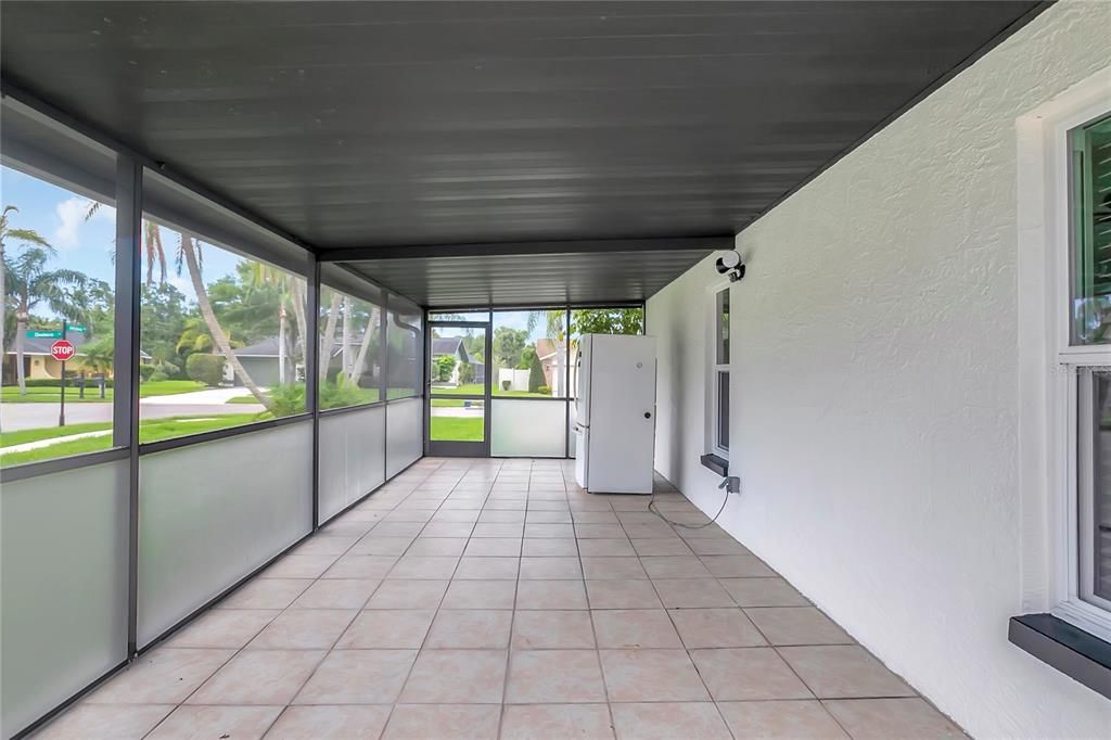 For Sale: $520,000 (3 beds, 2 baths, 1950 Square Feet)