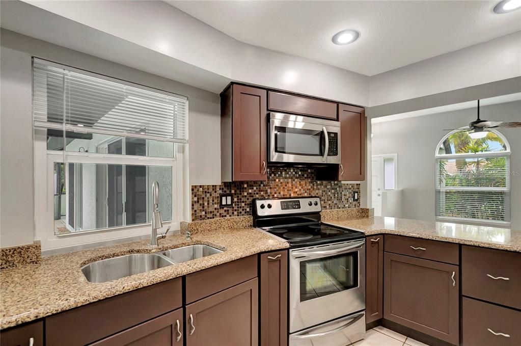 For Sale: $520,000 (3 beds, 2 baths, 1950 Square Feet)