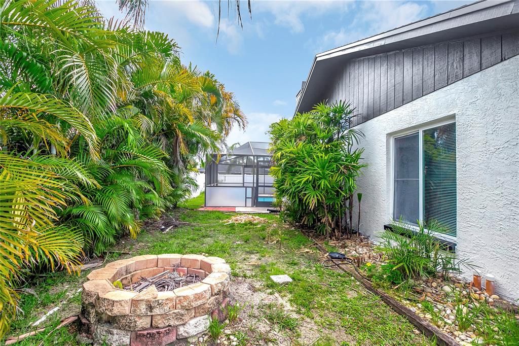 For Sale: $520,000 (3 beds, 2 baths, 1950 Square Feet)