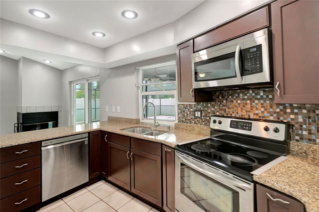 For Sale: $520,000 (3 beds, 2 baths, 1950 Square Feet)