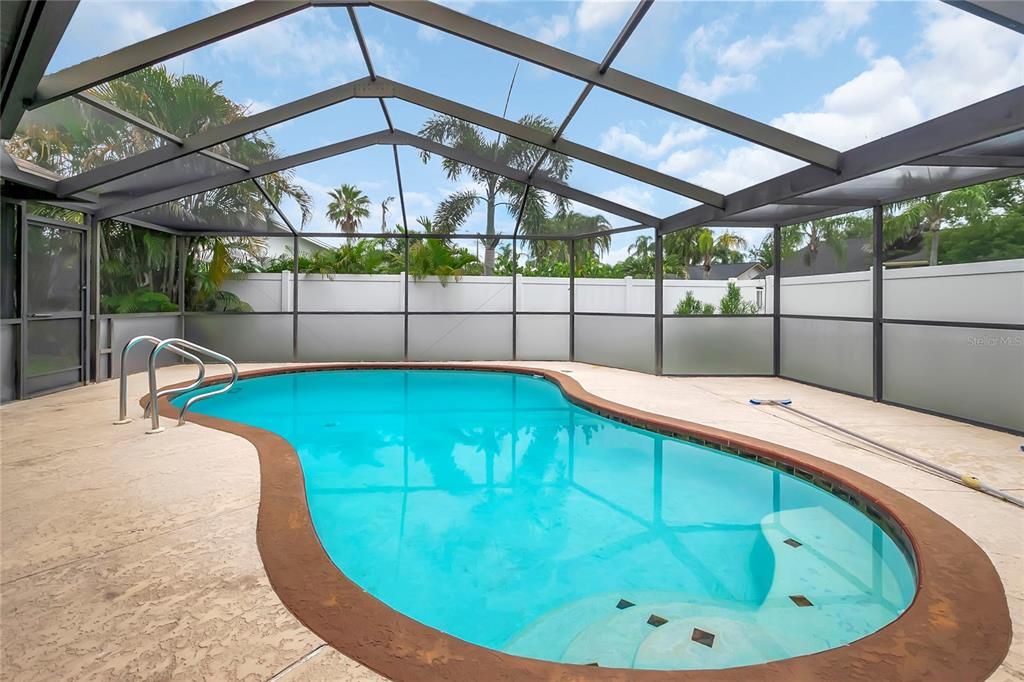 For Sale: $520,000 (3 beds, 2 baths, 1950 Square Feet)