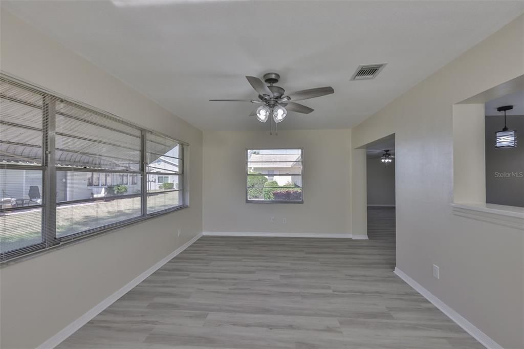 En Venta: $200,000 (2 camas, 2 baños, 1448 Pies cuadrados)