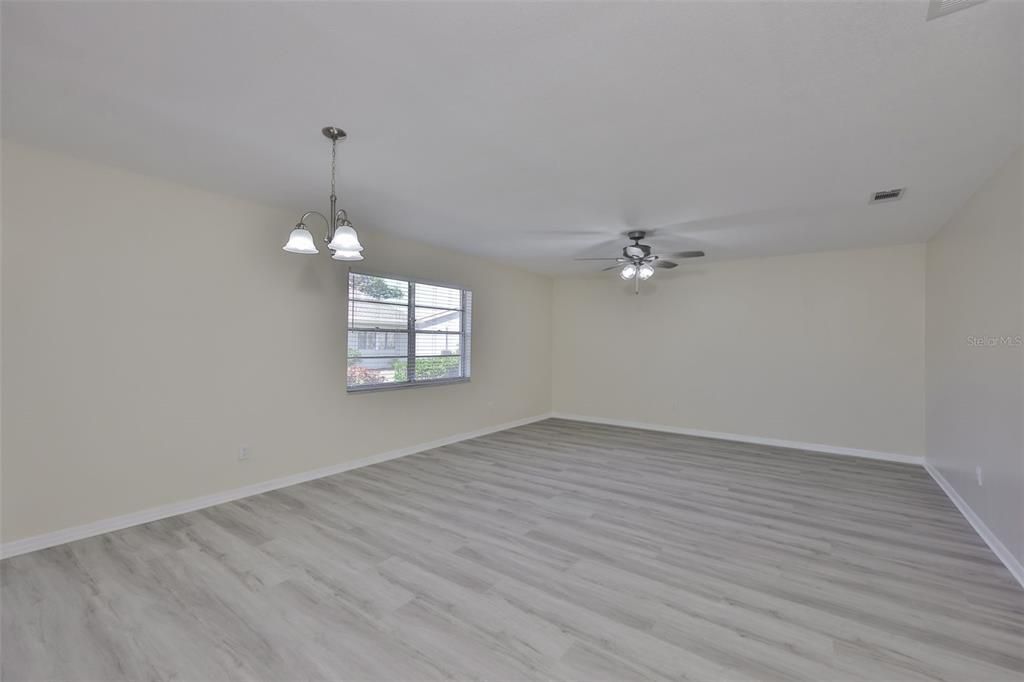 En Venta: $200,000 (2 camas, 2 baños, 1448 Pies cuadrados)