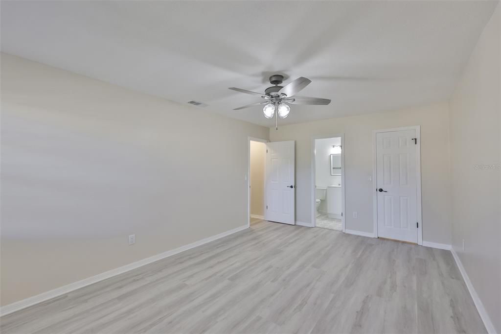 En Venta: $200,000 (2 camas, 2 baños, 1448 Pies cuadrados)