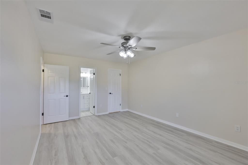 En Venta: $200,000 (2 camas, 2 baños, 1448 Pies cuadrados)