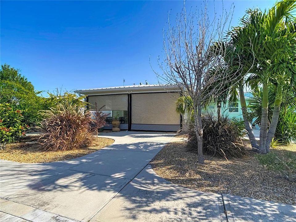 For Sale: $419,000 (3 beds, 2 baths, 1148 Square Feet)