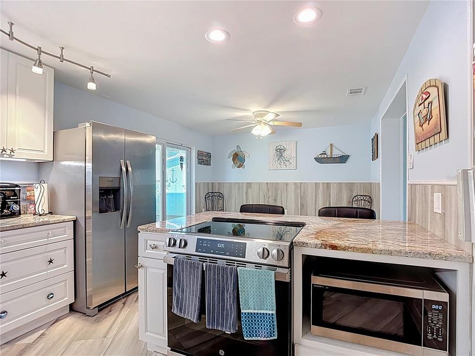 For Sale: $419,000 (3 beds, 2 baths, 1148 Square Feet)