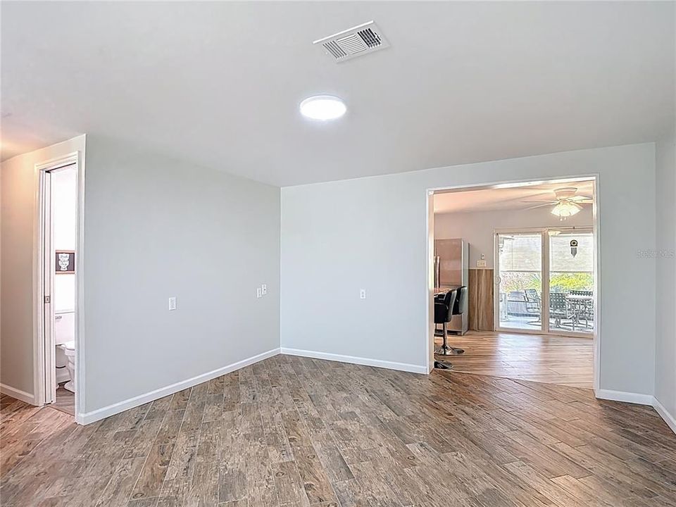 For Sale: $419,000 (3 beds, 2 baths, 1148 Square Feet)