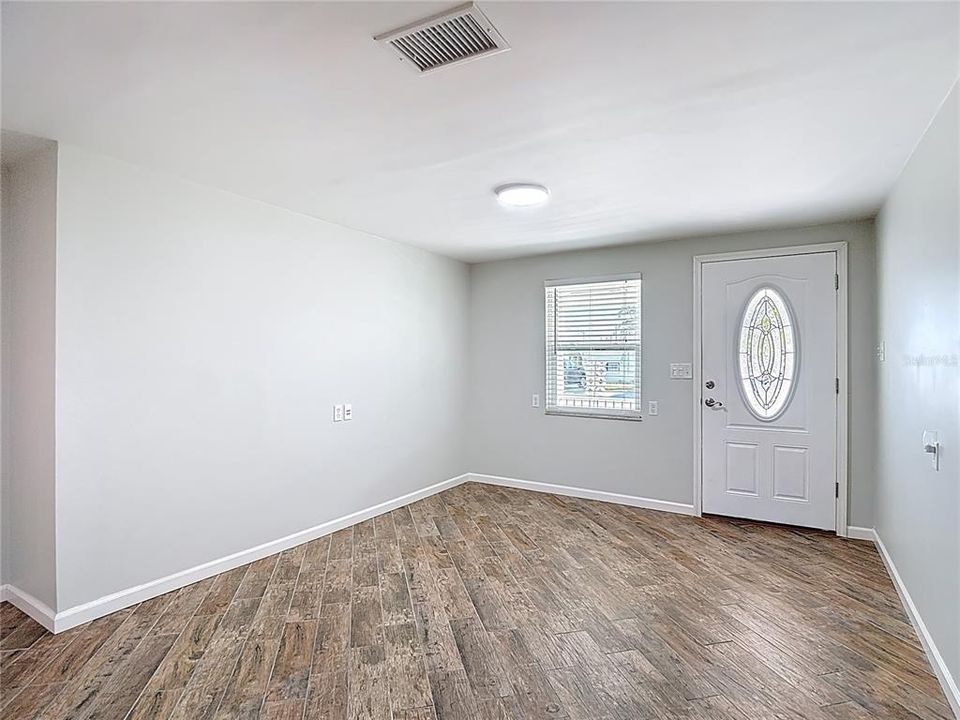 For Sale: $419,000 (3 beds, 2 baths, 1148 Square Feet)