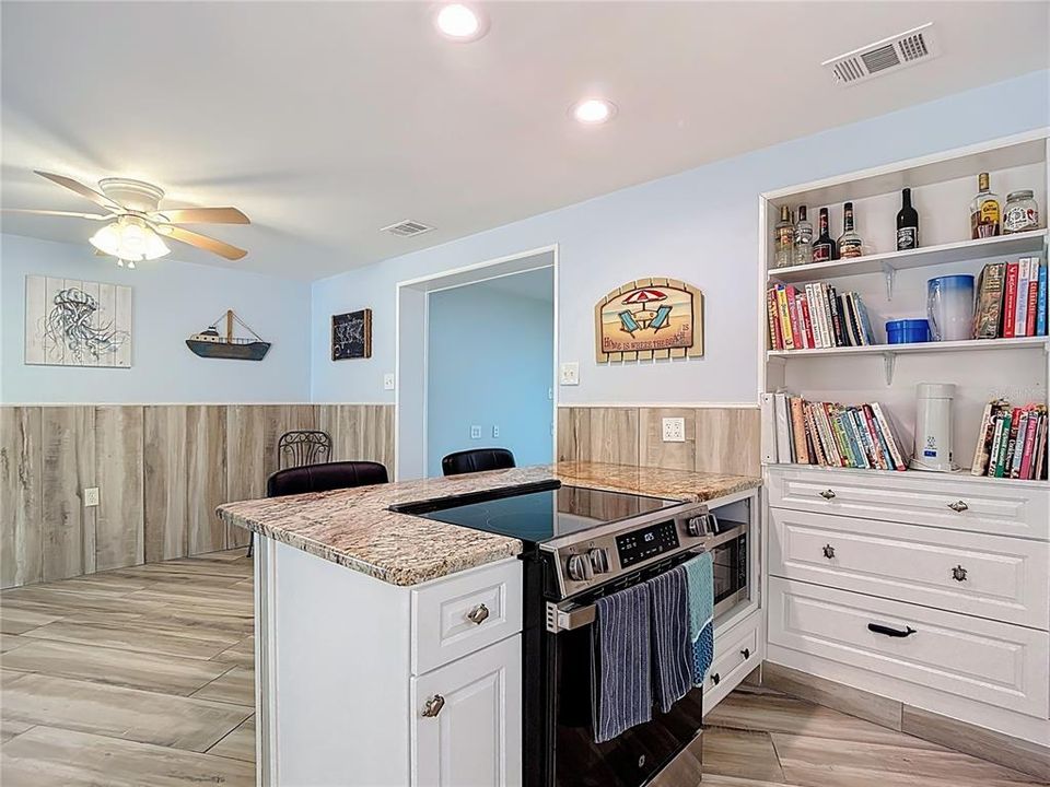 For Sale: $419,000 (3 beds, 2 baths, 1148 Square Feet)