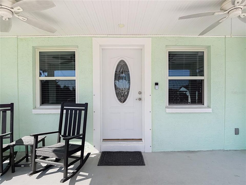 For Sale: $419,000 (3 beds, 2 baths, 1148 Square Feet)