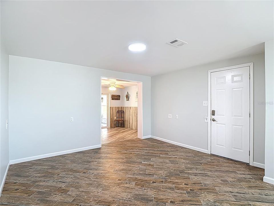 For Sale: $419,000 (3 beds, 2 baths, 1148 Square Feet)