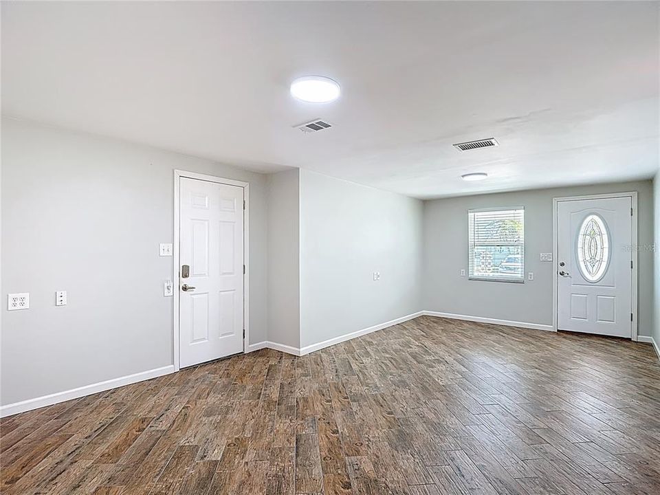 For Sale: $419,000 (3 beds, 2 baths, 1148 Square Feet)