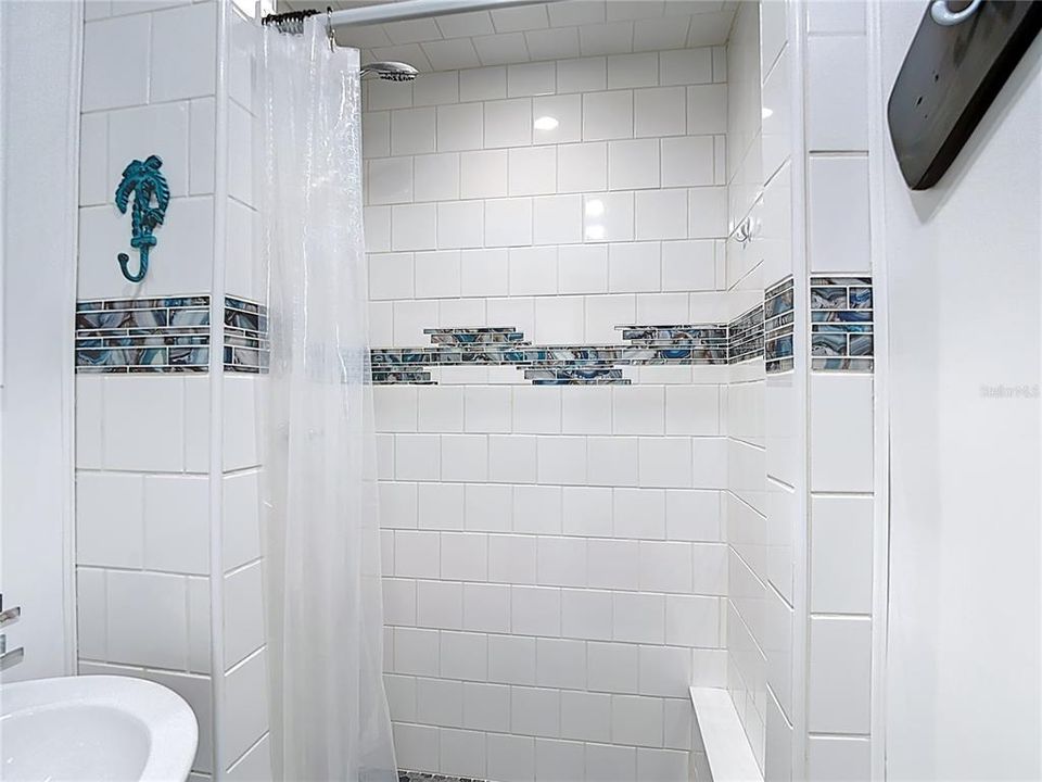 For Sale: $419,000 (3 beds, 2 baths, 1148 Square Feet)