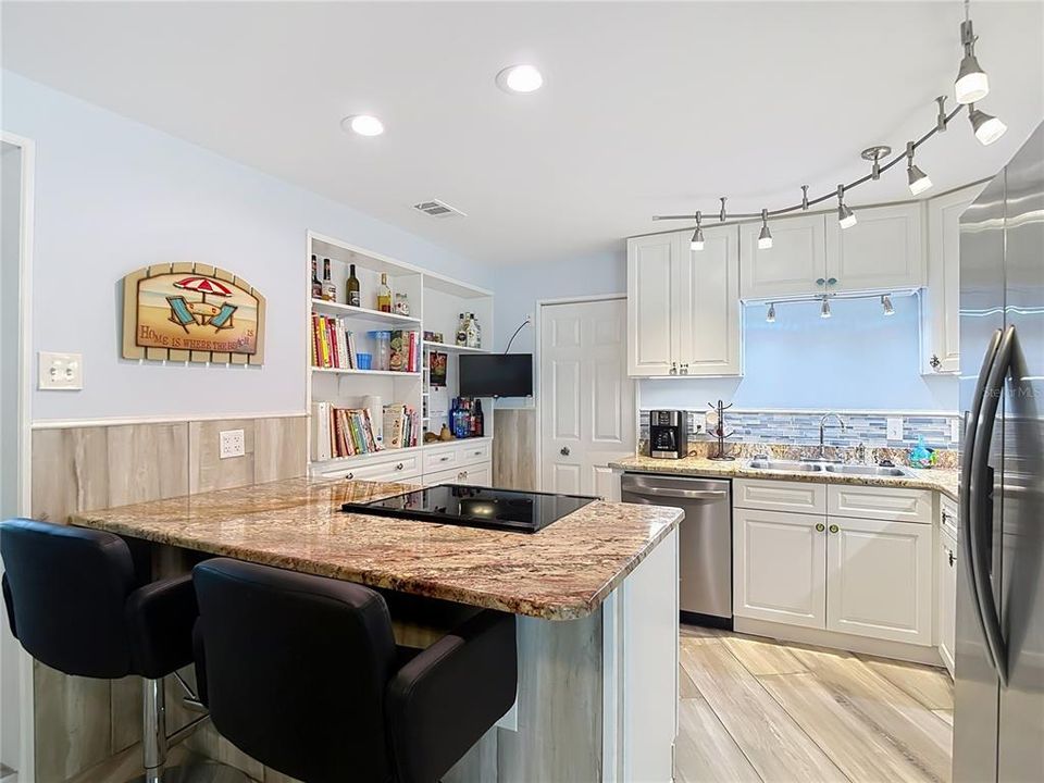 For Sale: $419,000 (3 beds, 2 baths, 1148 Square Feet)