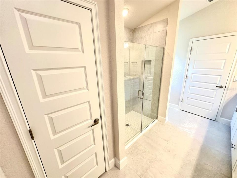 待售: $322,900 (4 贝兹, 2 浴室, 2000 平方英尺)