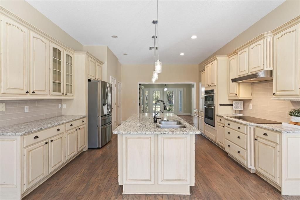 待售: $892,000 (3 贝兹, 3 浴室, 3104 平方英尺)