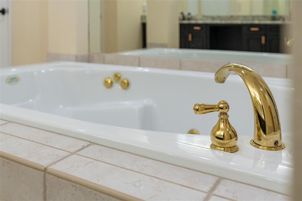 待售: $892,000 (3 贝兹, 3 浴室, 3104 平方英尺)