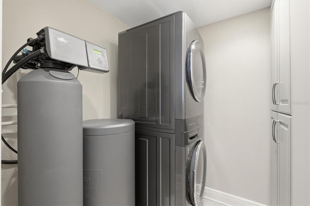 На продажу: $669,000 (2 спален, 2 ванн, 1653 Квадратных фут)