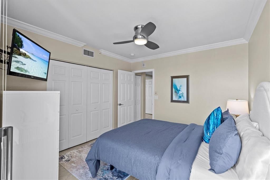 На продажу: $669,000 (2 спален, 2 ванн, 1653 Квадратных фут)