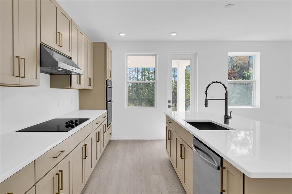 待售: $839,000 (4 贝兹, 3 浴室, 2795 平方英尺)