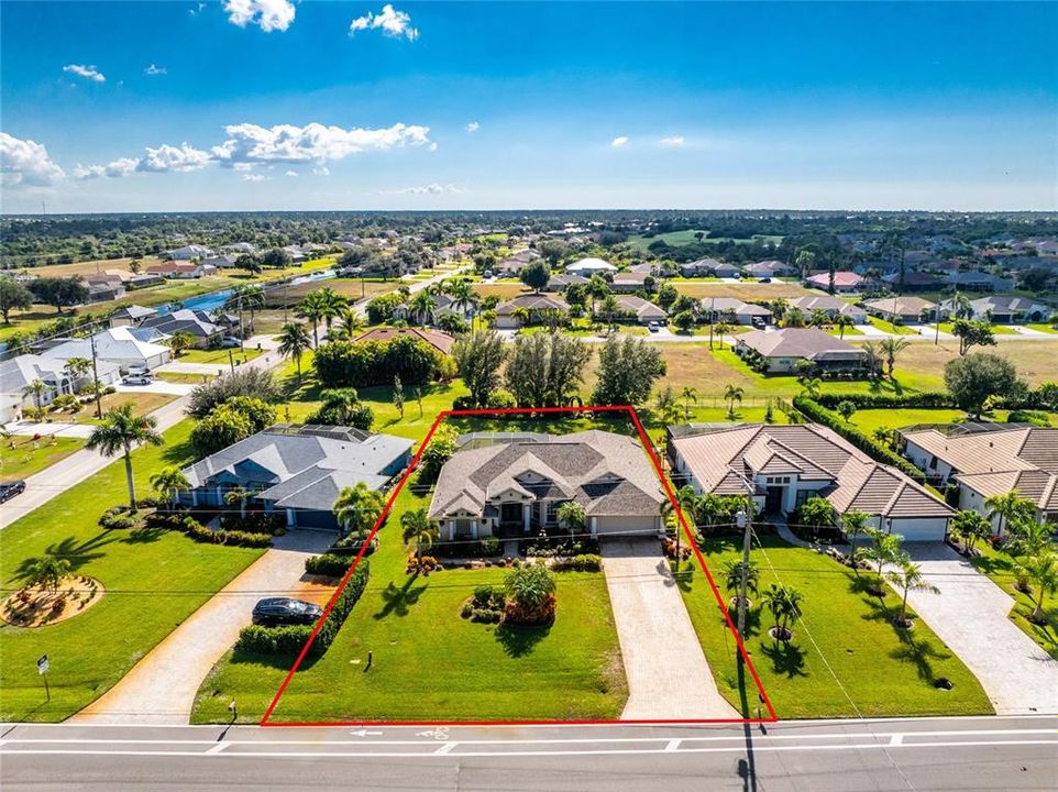 For Sale: $570,000 (3 beds, 2 baths, 2397 Square Feet)