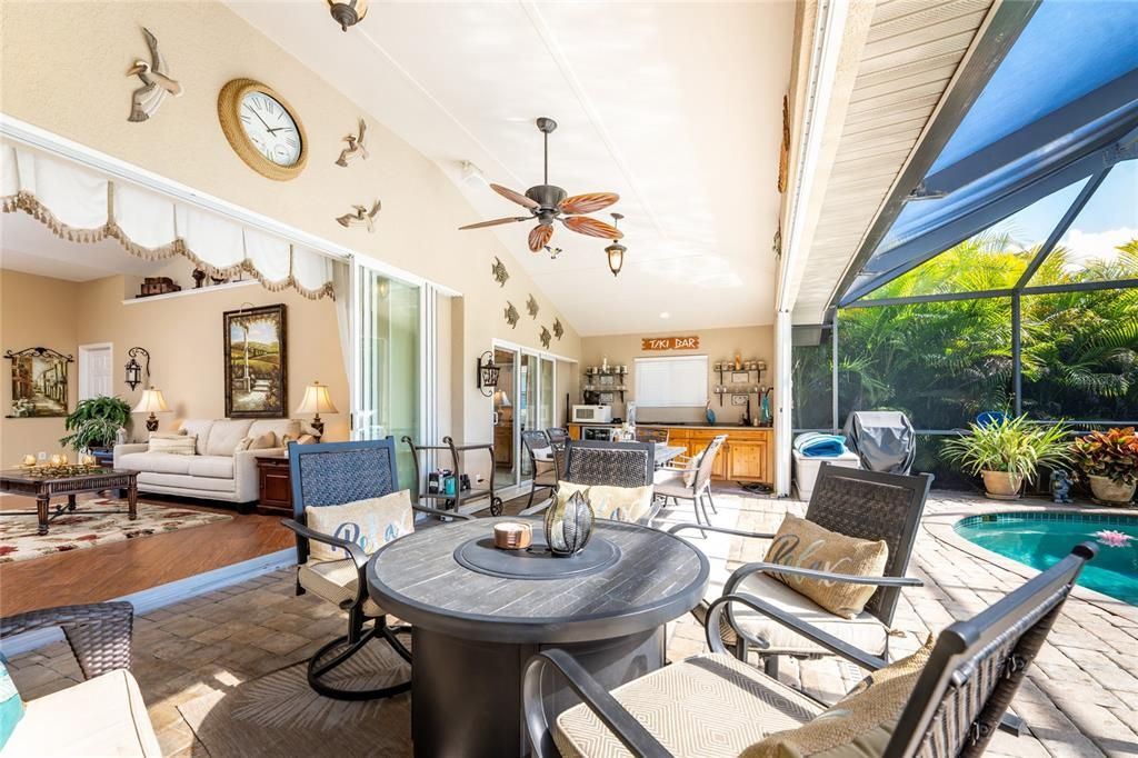 For Sale: $570,000 (3 beds, 2 baths, 2397 Square Feet)