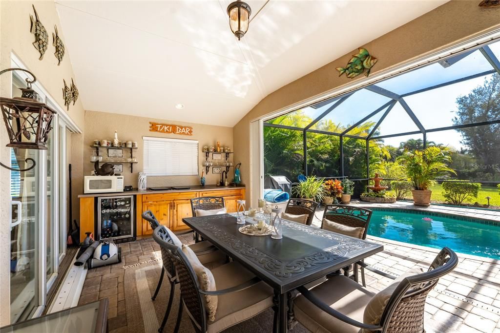 For Sale: $570,000 (3 beds, 2 baths, 2397 Square Feet)