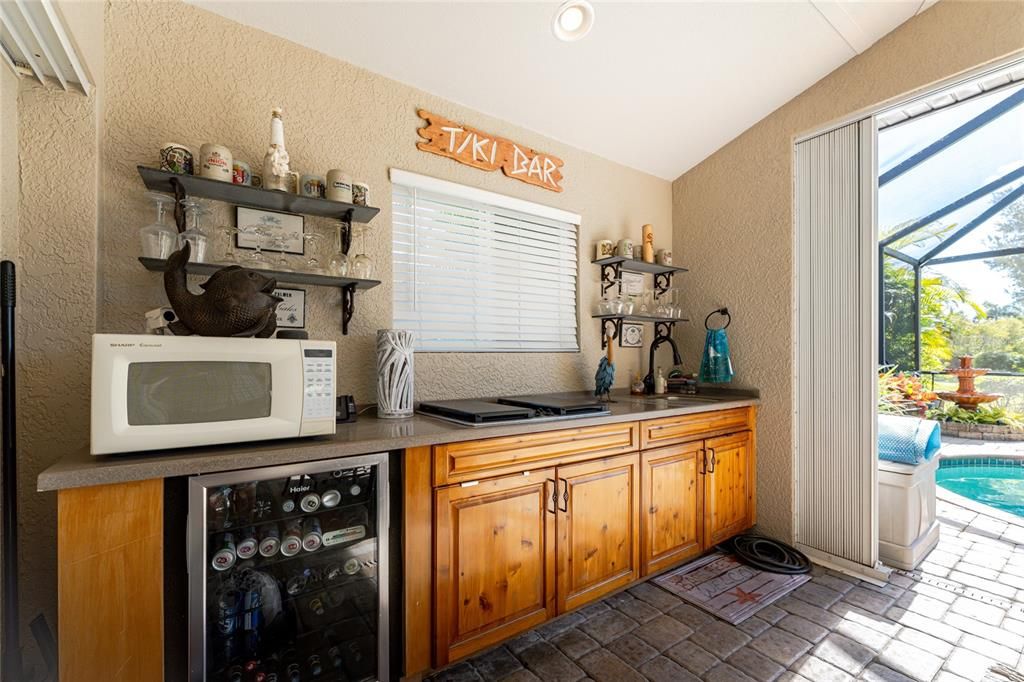 For Sale: $570,000 (3 beds, 2 baths, 2397 Square Feet)