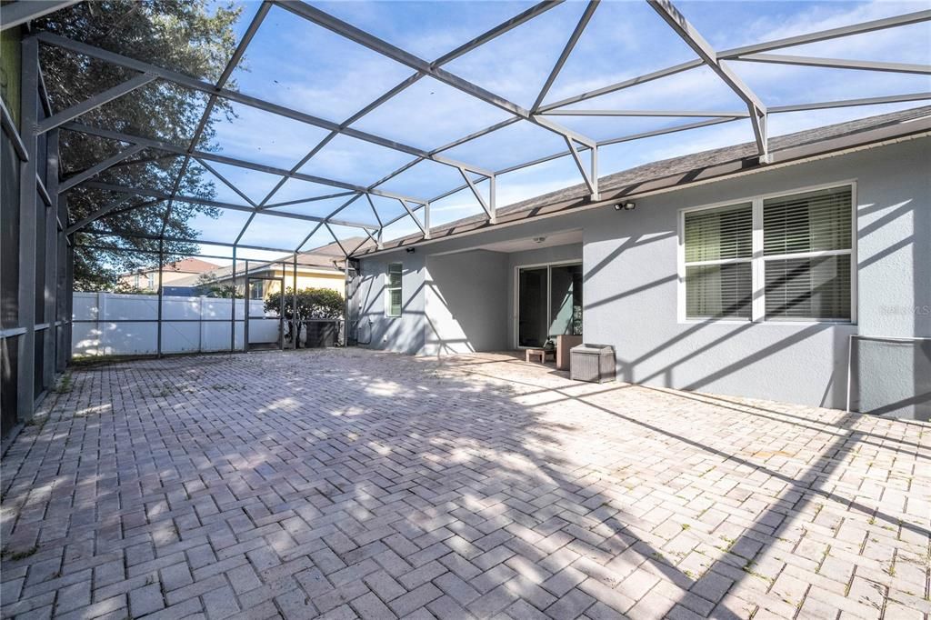 For Rent: $3,500 (4 beds, 3 baths, 2293 Square Feet)