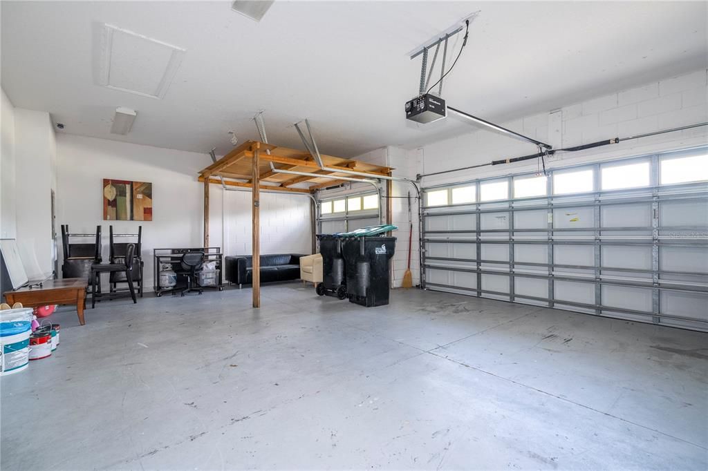 For Rent: $3,500 (4 beds, 3 baths, 2293 Square Feet)