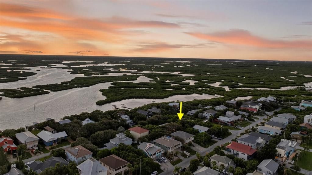 Activo con contrato: $295,000 (0.11 acres)