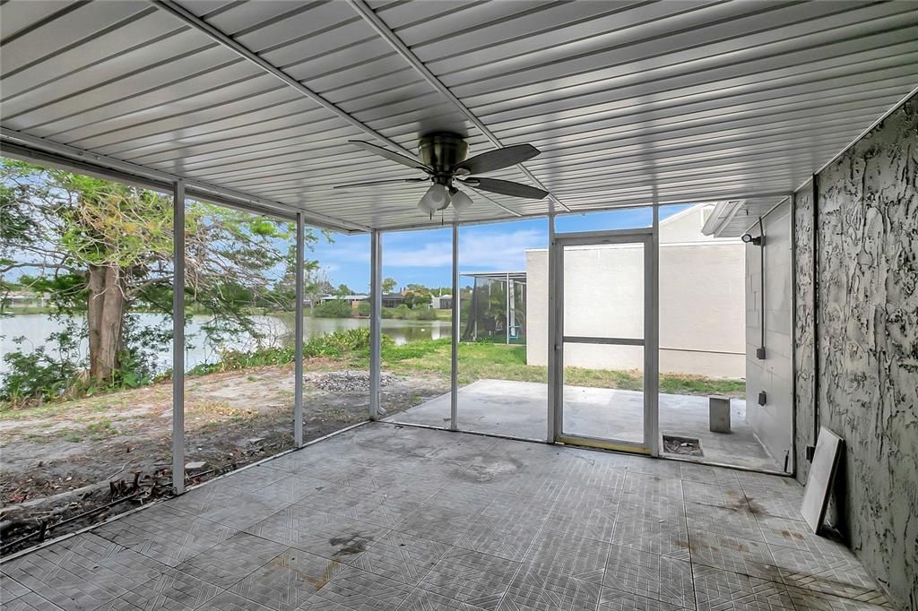 For Sale: $229,000 (3 beds, 2 baths, 1166 Square Feet)