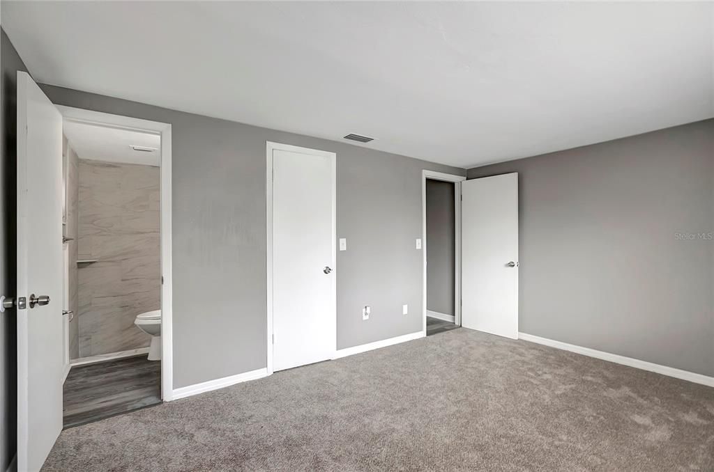 For Sale: $229,000 (3 beds, 2 baths, 1166 Square Feet)