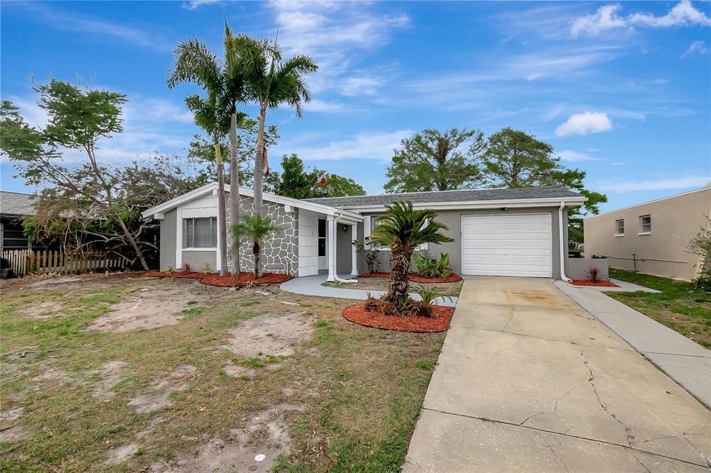 For Sale: $229,000 (3 beds, 2 baths, 1166 Square Feet)