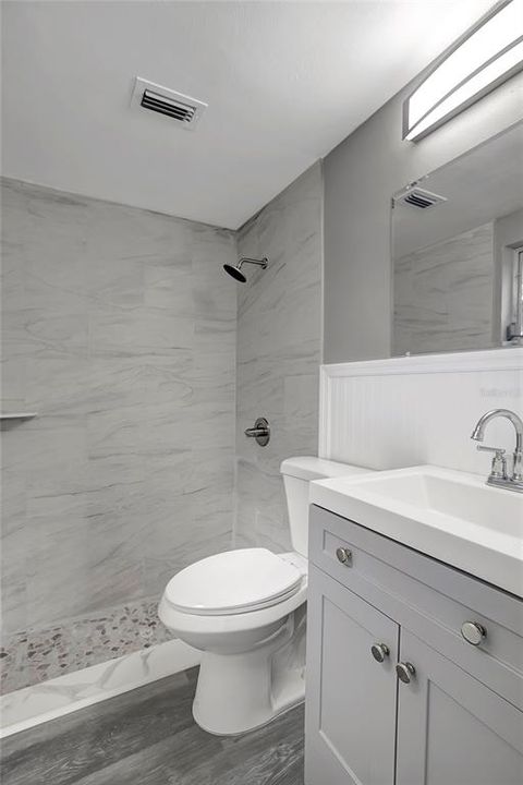 For Sale: $229,000 (3 beds, 2 baths, 1166 Square Feet)