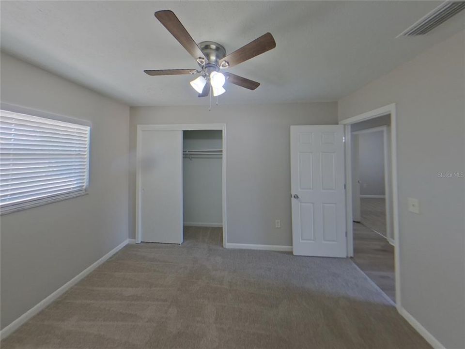 出租: $2,139 (4 贝兹, 2 浴室, 1345 平方英尺)