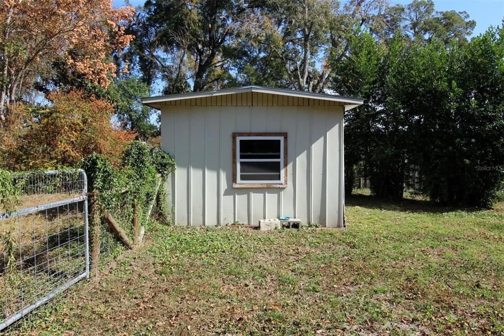 For Sale: $169,900 (2 beds, 1 baths, 780 Square Feet)