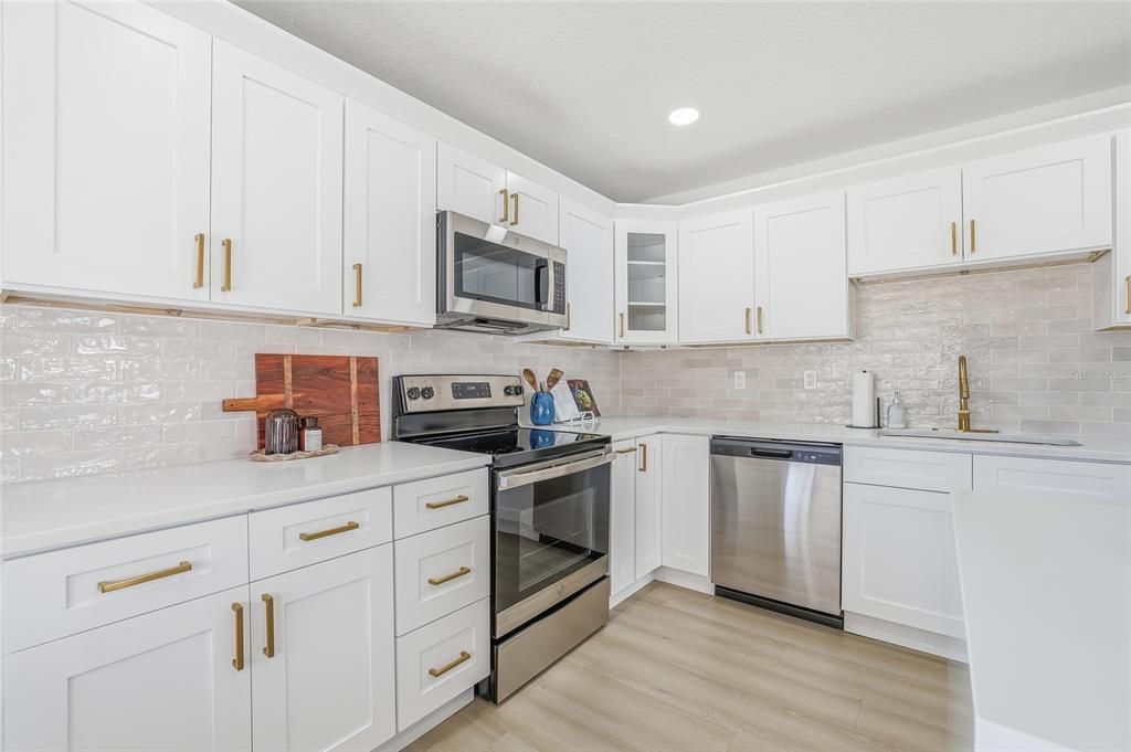 En Venta: $409,900 (3 camas, 2 baños, 1088 Pies cuadrados)