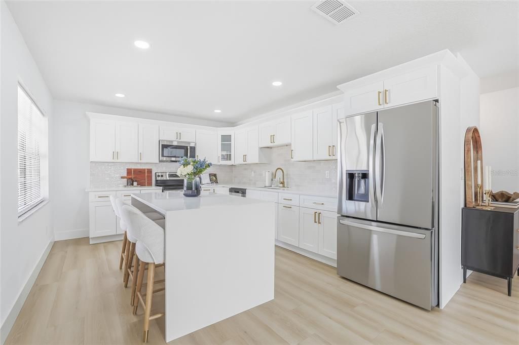 En Venta: $409,900 (3 camas, 2 baños, 1088 Pies cuadrados)