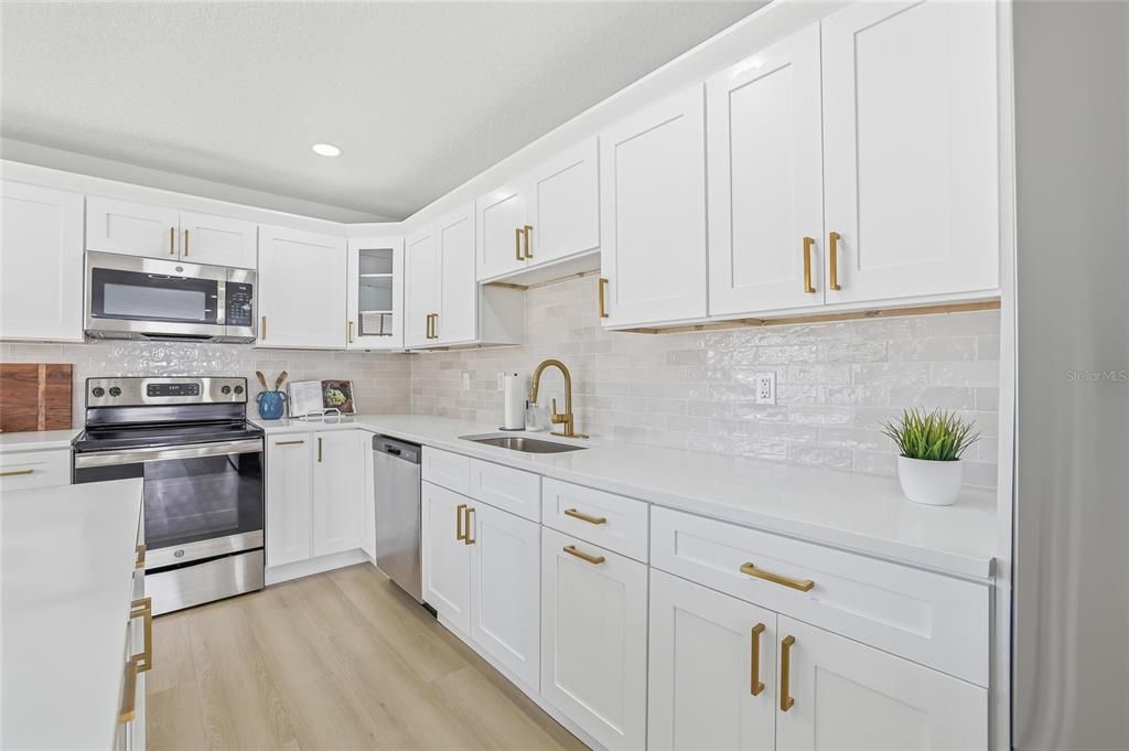 En Venta: $409,900 (3 camas, 2 baños, 1088 Pies cuadrados)