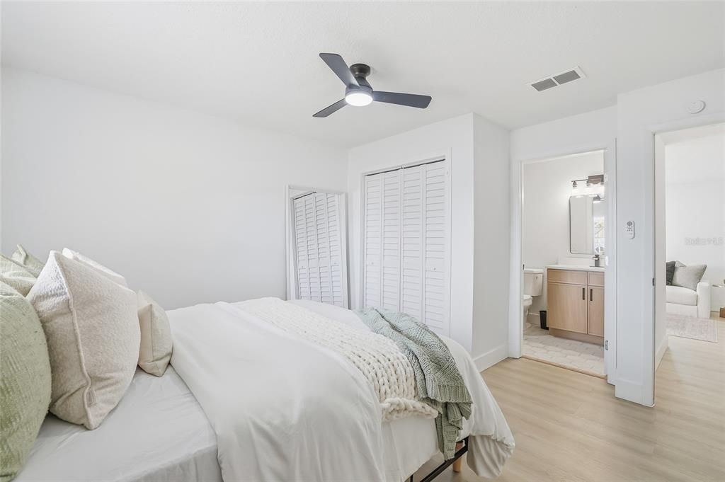 En Venta: $409,900 (3 camas, 2 baños, 1088 Pies cuadrados)